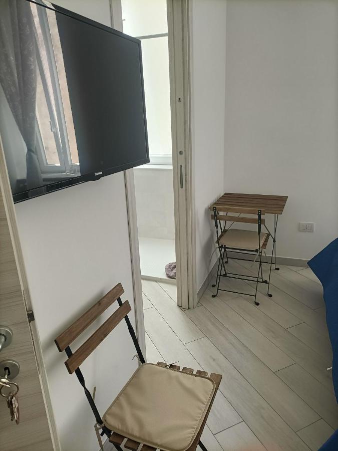 Rooms Add E Criatur 나폴리 외부 사진