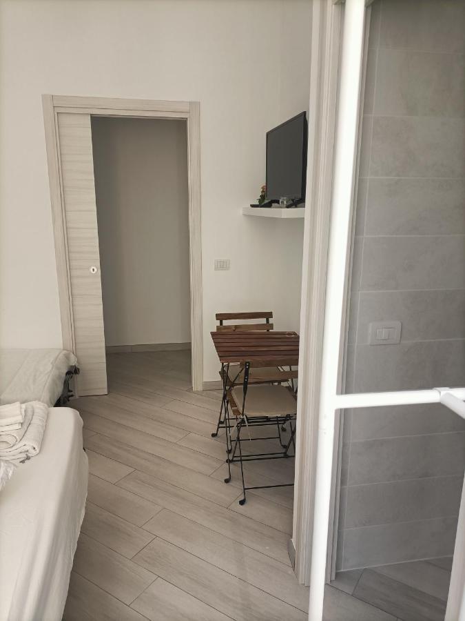 Rooms Add E Criatur 나폴리 외부 사진
