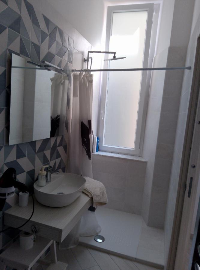 Rooms Add E Criatur 나폴리 외부 사진